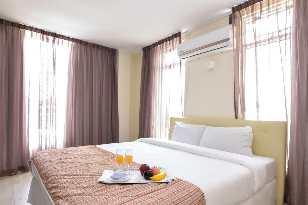 Queens Hotel Paramaribo Exterior foto